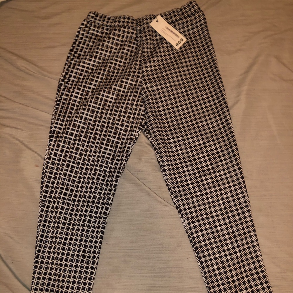 monochrome checkered trousers